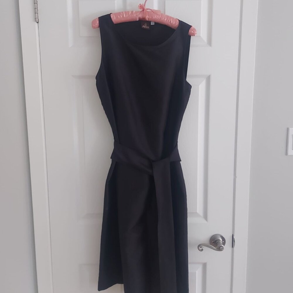 ARTISAN ANGKOR BLACK SILKY TIE-UP  ZIPPER BACK  MEDIUM SIZE DRESS